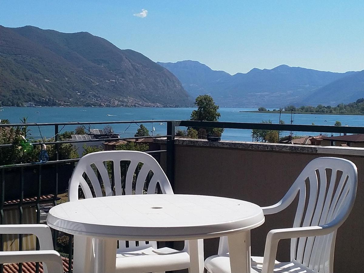 Lake View Terrace Paratico Bagian luar foto